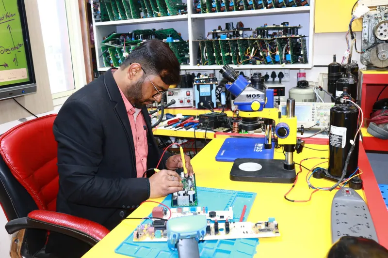 Counterfeit Components and the Crumbling Chain of Trust in Electronics Procurement